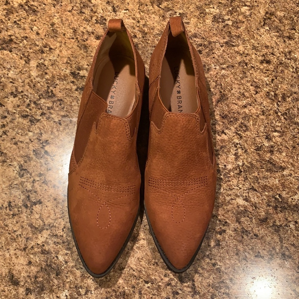 EUC Lucky Brand Joelle Ankle Booties 7 Brown - Picture 7 of 8